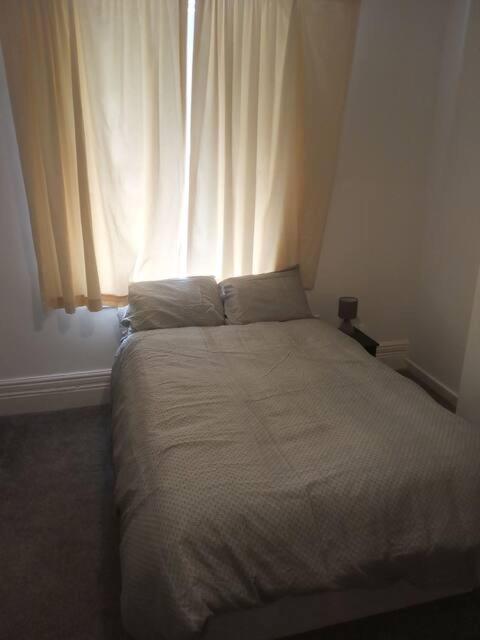 Ensuite Double-Bed 伯恩利 外观 照片